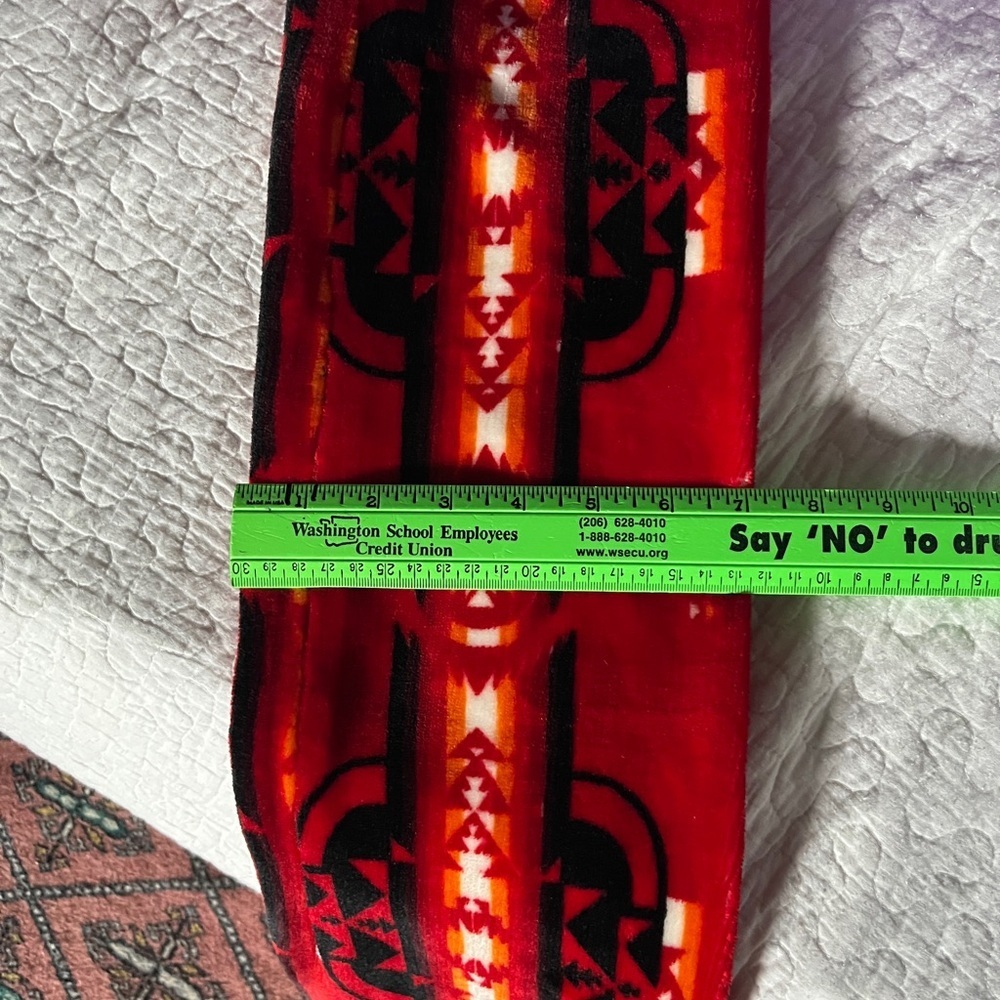 Red Patterned Scarf - Picture 6 of 6
